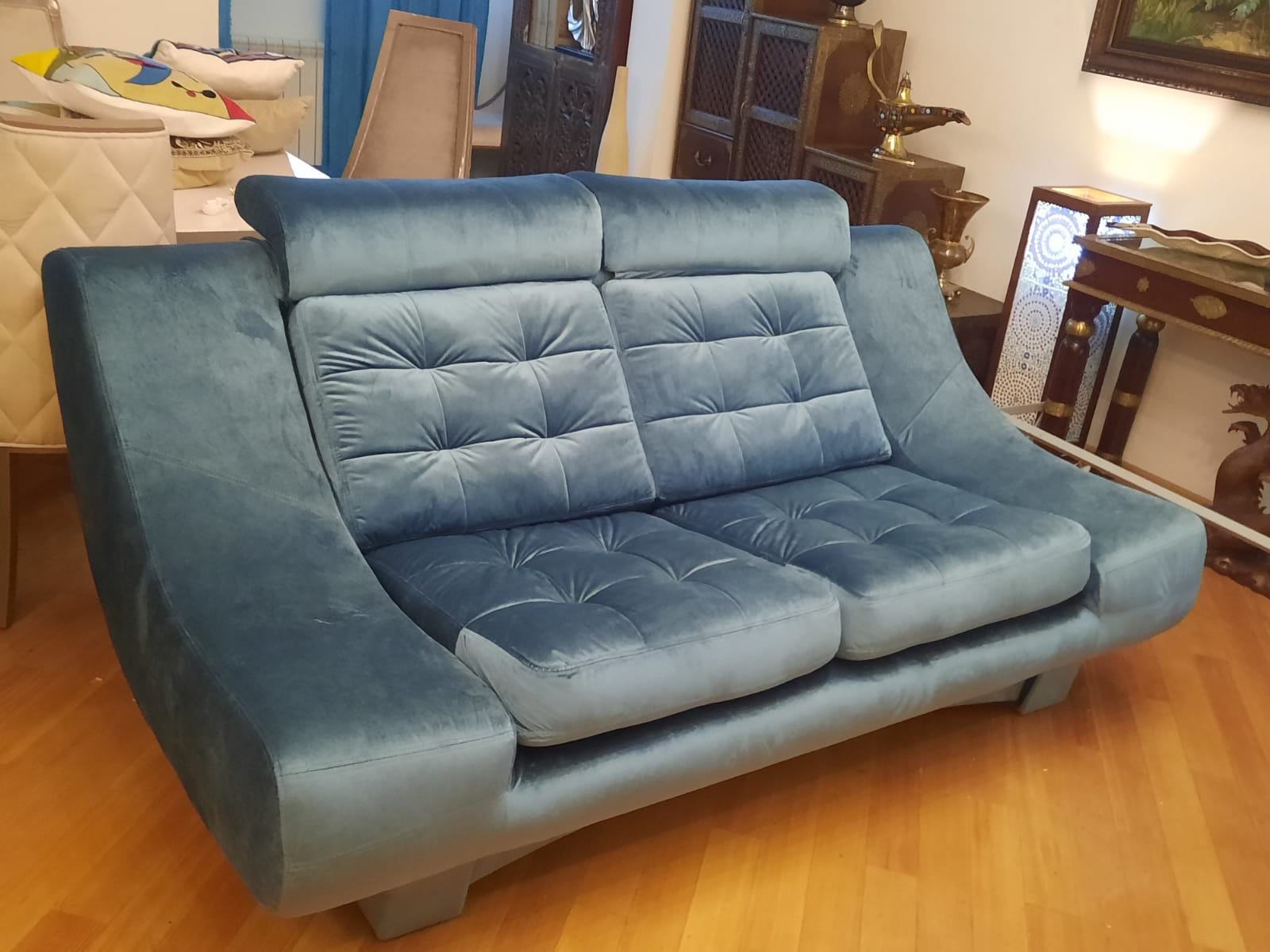 Обивка дивана на дому. поселок Луговой