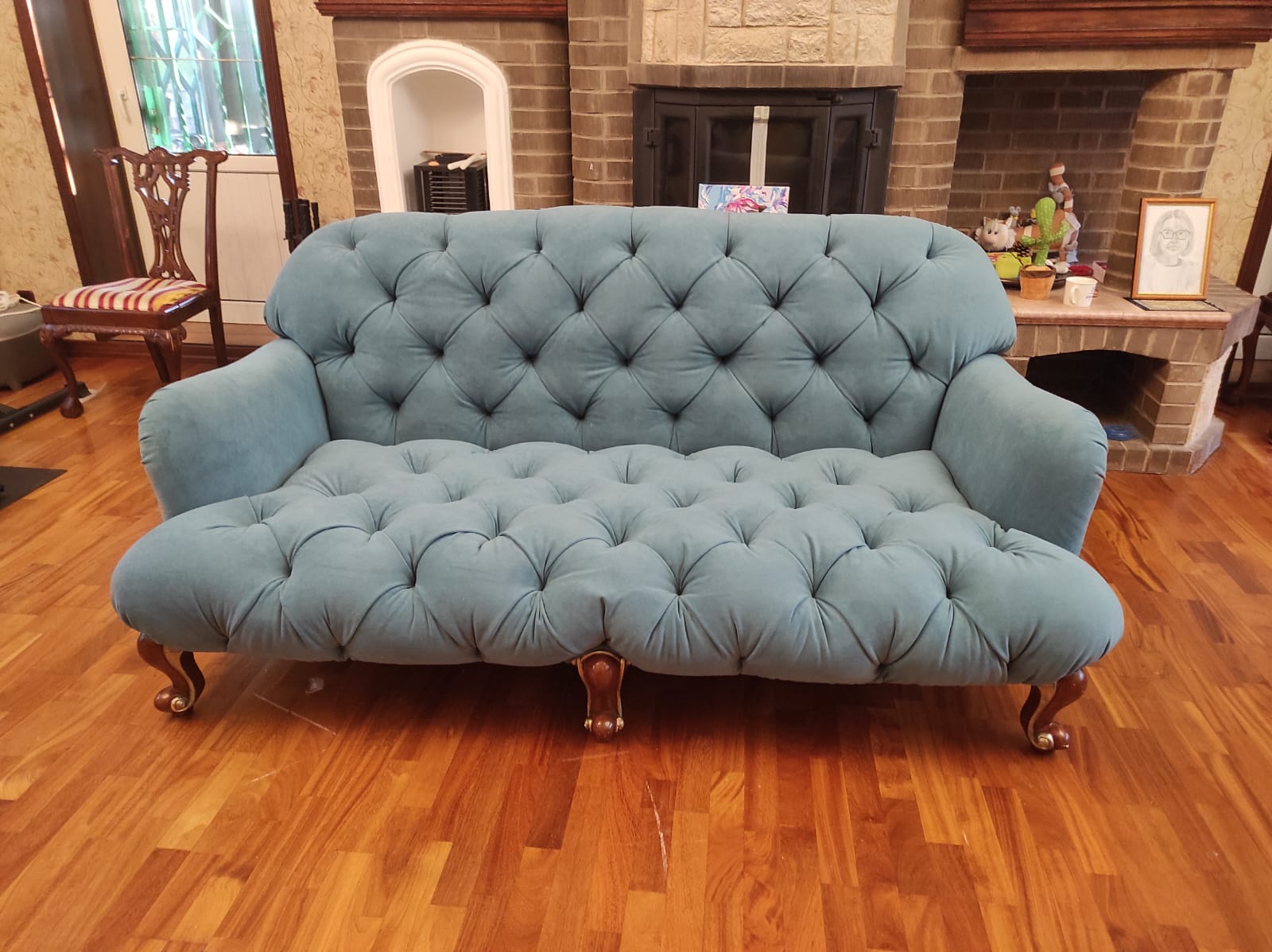 Перетяжка дивана. поселок Луговой