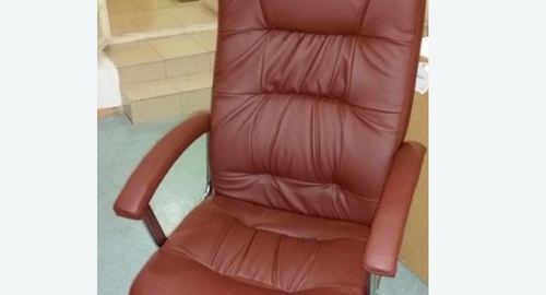 Обтяжка офисного кресла. поселок Луговой